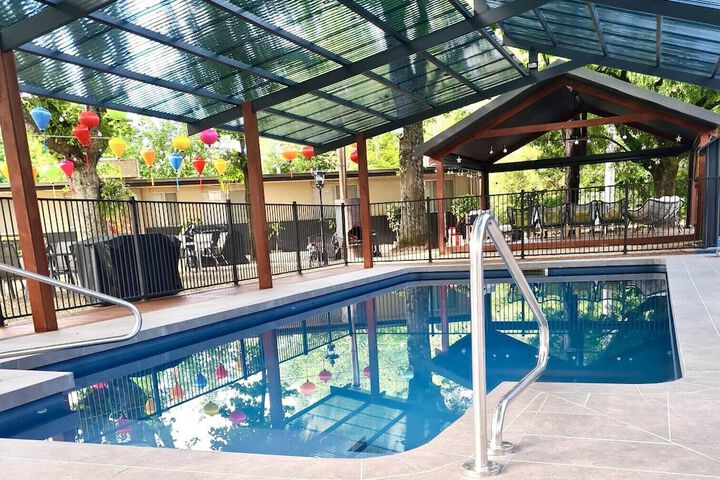 Pool 171 of 252