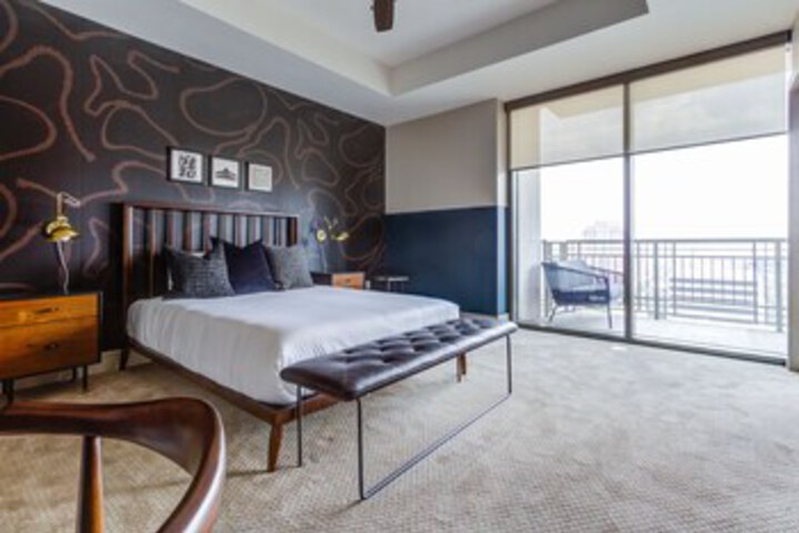 Room 18 of 21