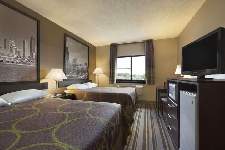 2 Double Beds (7 of 11)