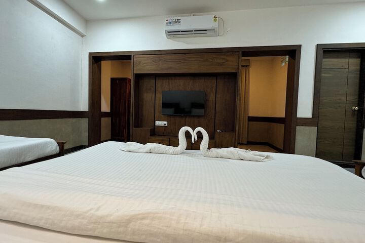 Room 30 of 39