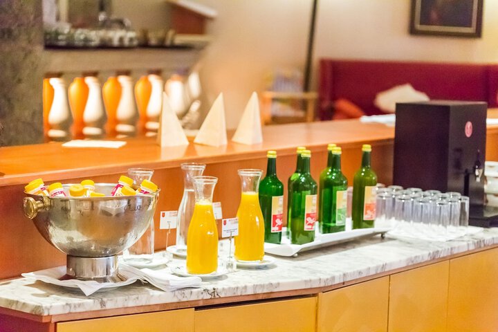 Dining Photos
