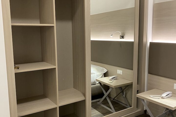 Room 16 of 56