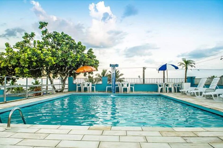 Pools & Facilities