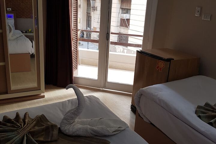 Room 13 of 92