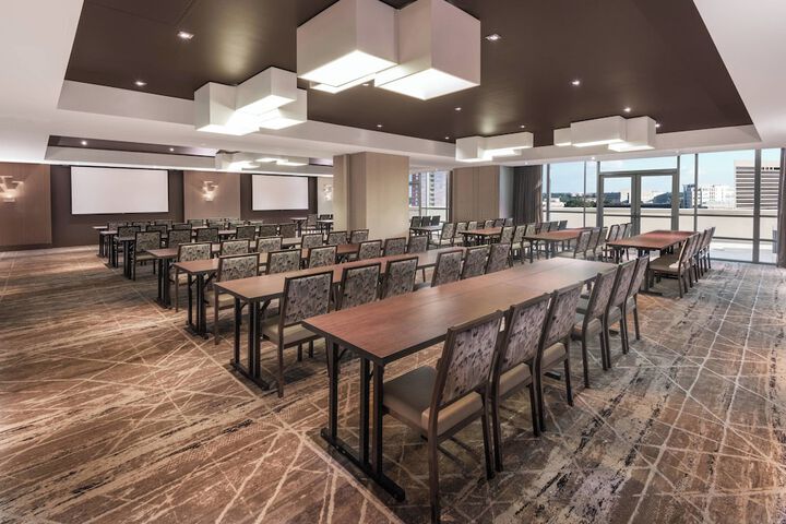 Meeting facility
