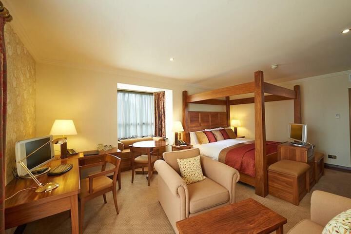 Room 14 of 54
