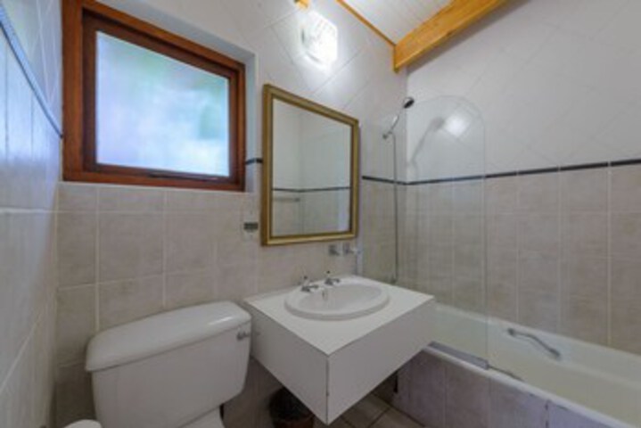 Room 3 of 21