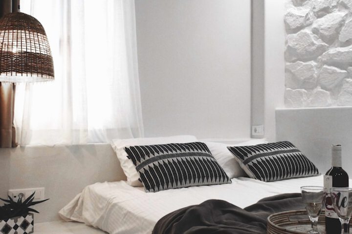 Room 5 of 260