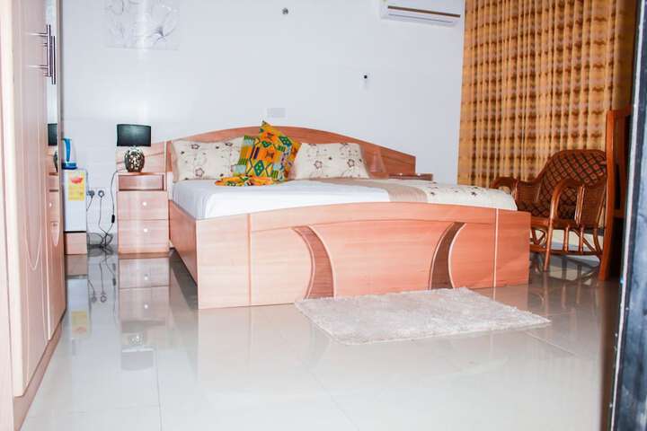 Room 10 of 138