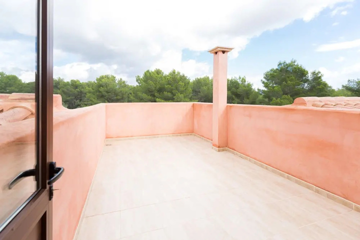Terrace/Patio 6 of 25