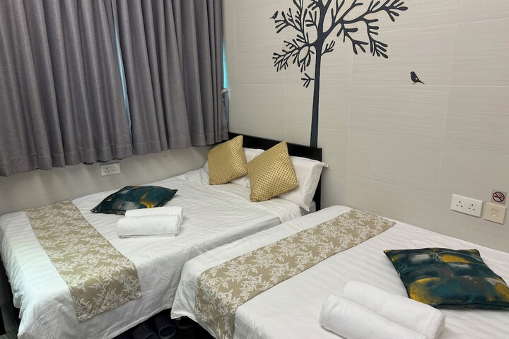 Room 157 of 195
