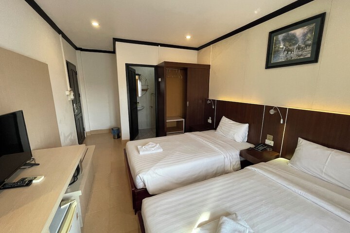 Room 14 of 73