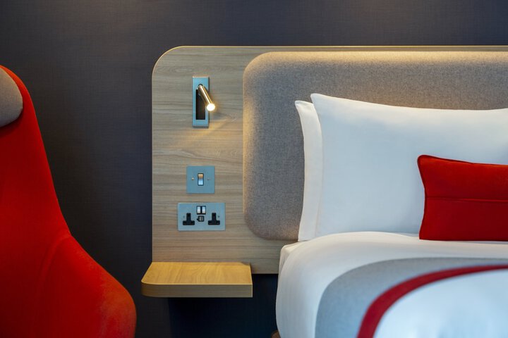 Room 10 of 55