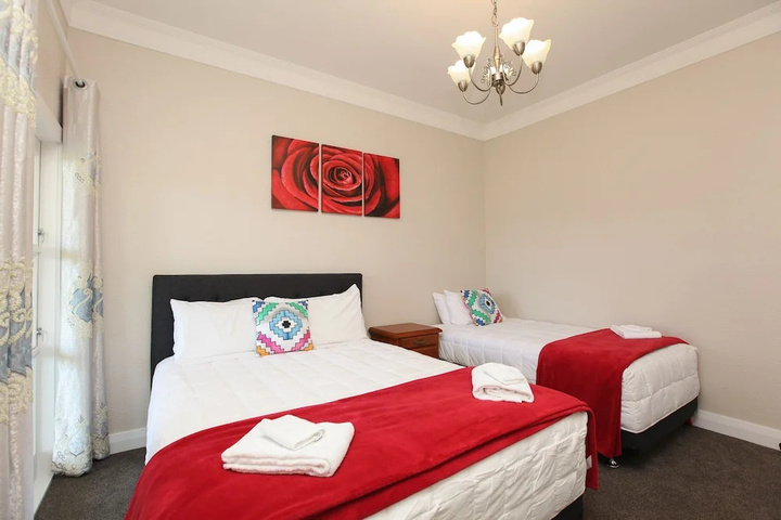 Room 7 of 23