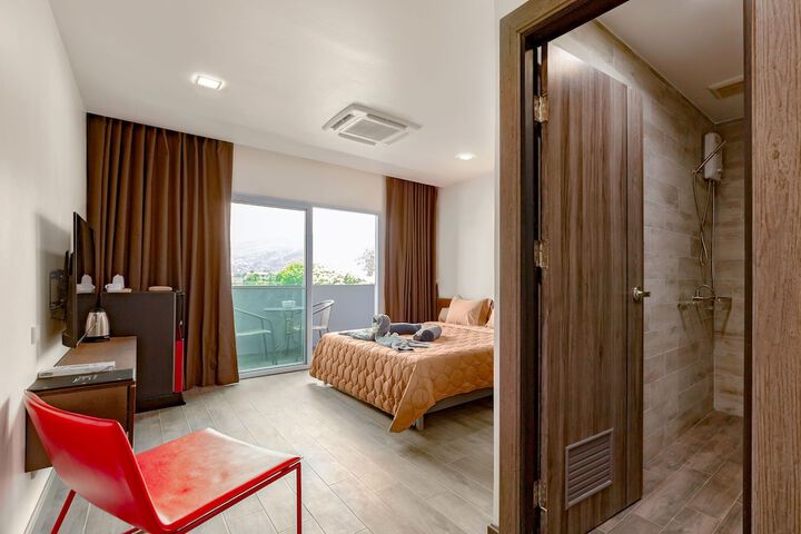 Room 17 of 61