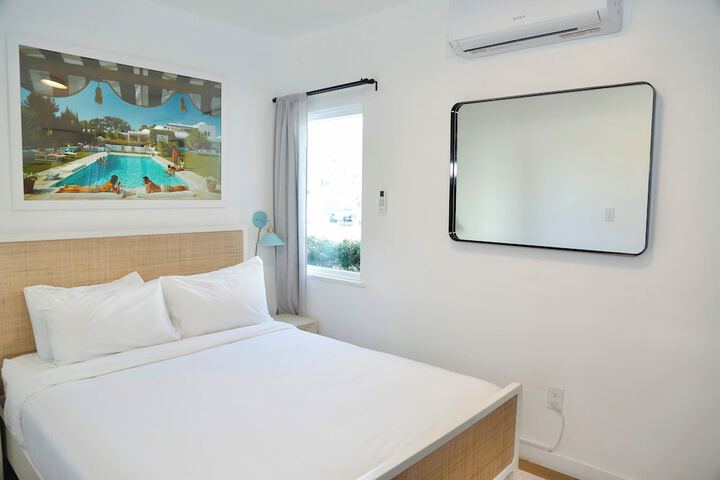 Room 36 of 106