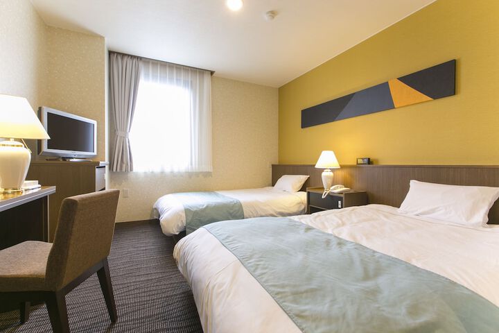 Room 19 of 50