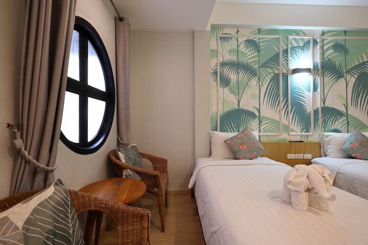 Room 6 of 91