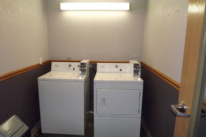 Room 30 of 44