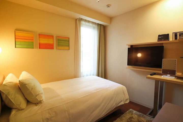 Room 29 of 127