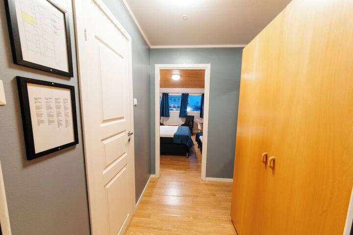Room 65 of 199