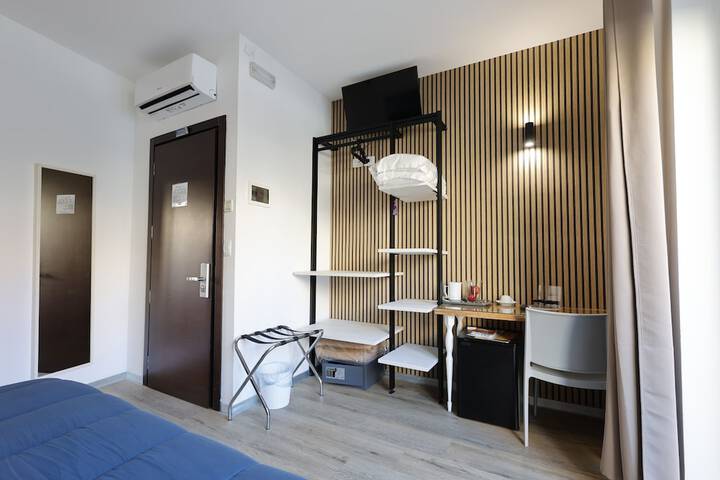 Room 19 of 58
