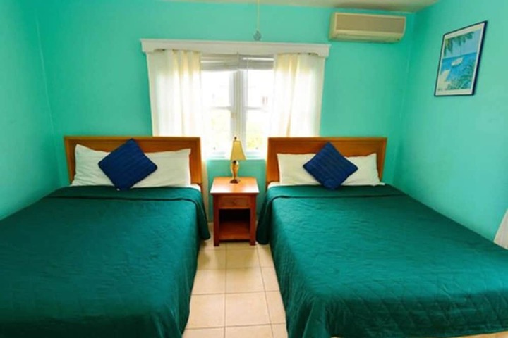 Room 29 of 77