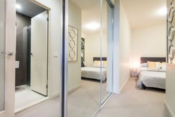 Room 18 of 36