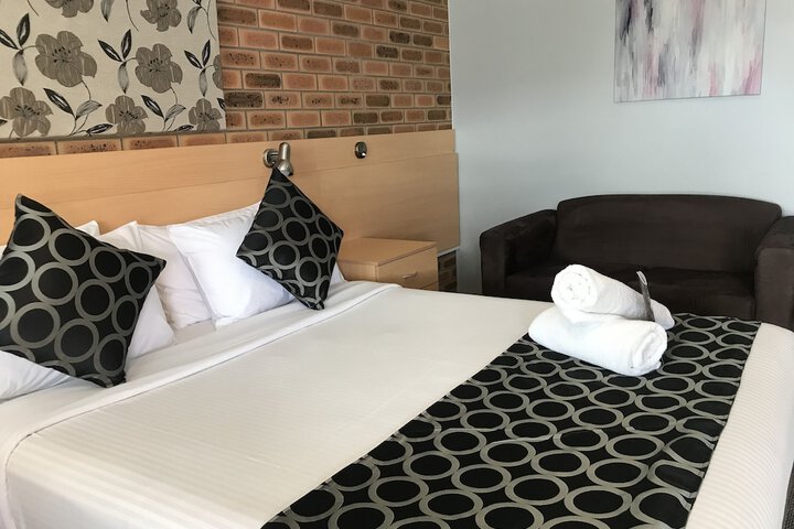 Room 32 of 152