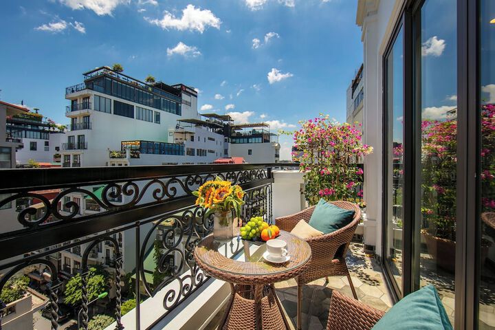 Terrace/Patio 27 of 47