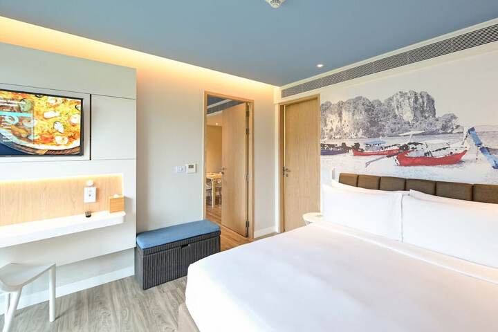 Room 15 of 175
