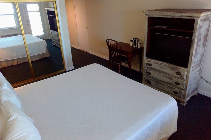 Room 18 of 88