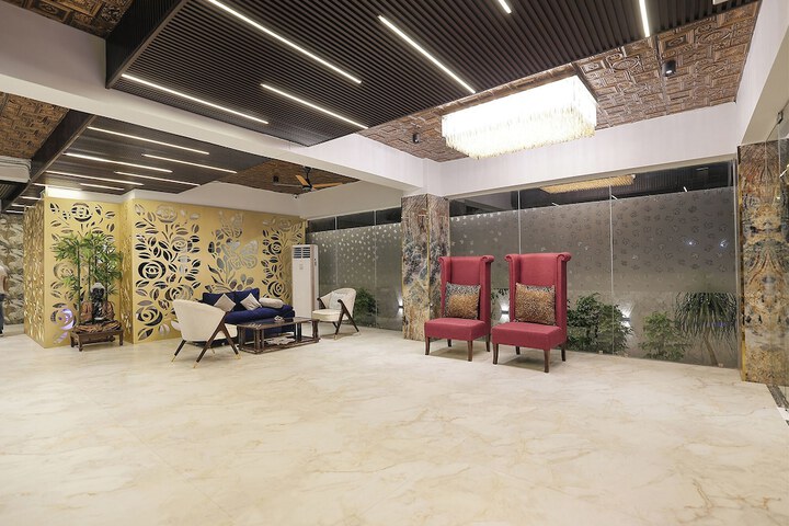 Hotel Interior 10 of 48