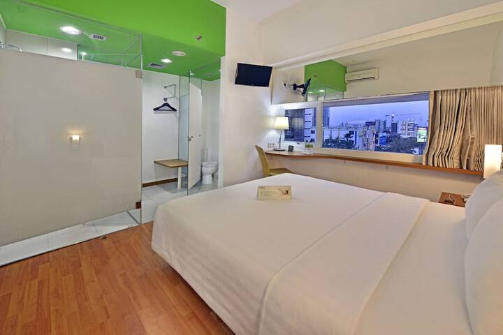 Room 10 of 51