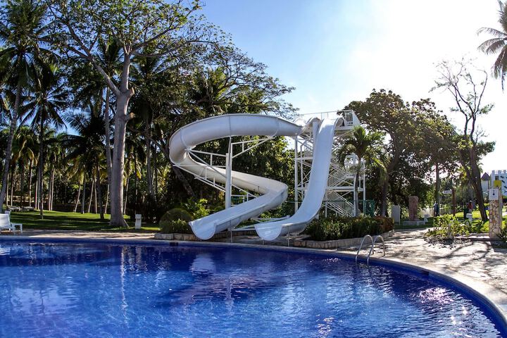 Pool 73 of 130