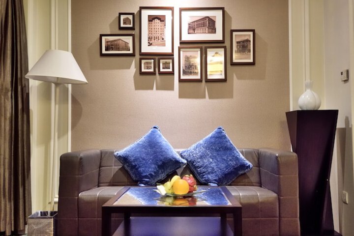 Room 30 of 114