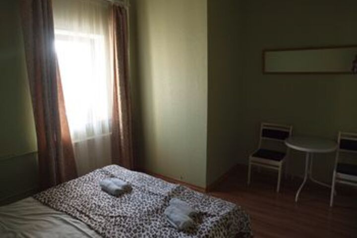Room 38 of 65