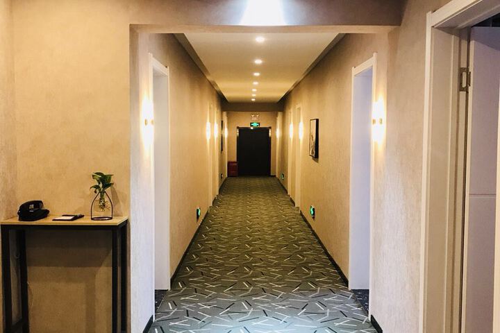 Hotel Interior 6 of 22