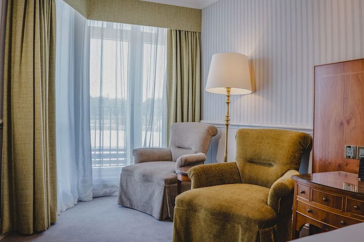 Room 35 of 103