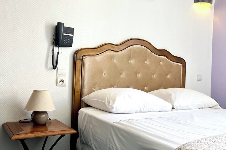 Room 14 of 80