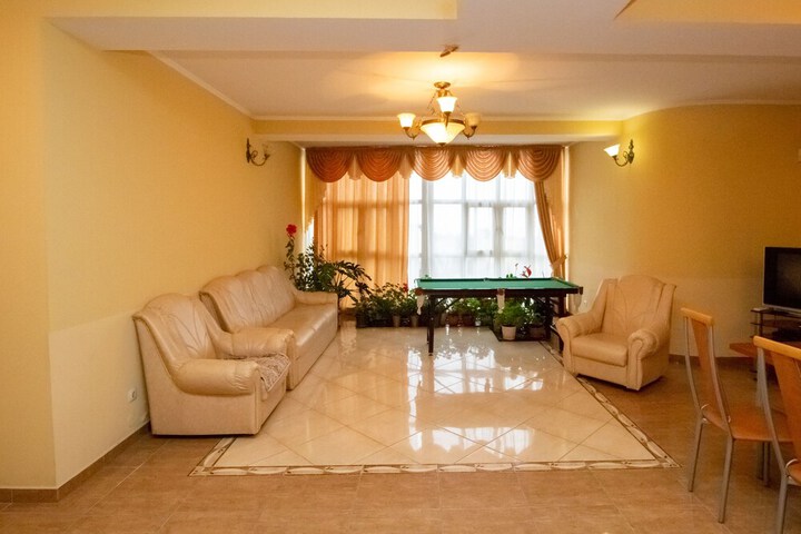 Hotel Interior 2 of 129