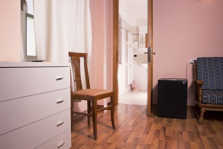 Room 19 of 81