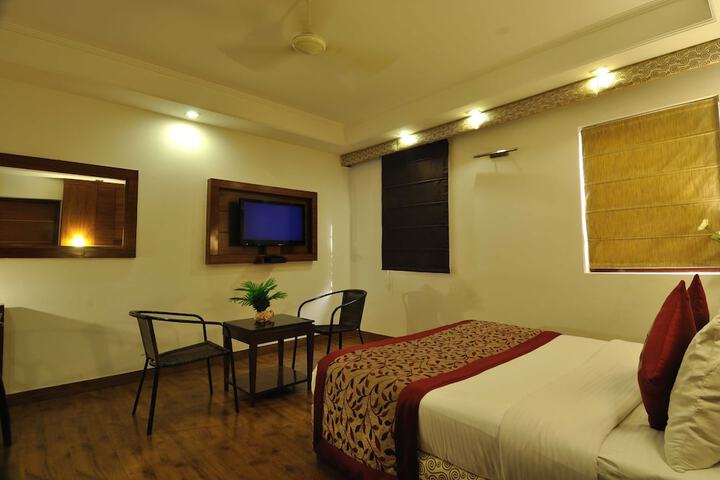 Room 21 of 31