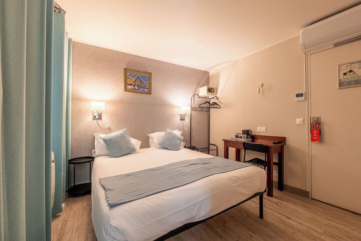 Room 20 of 53