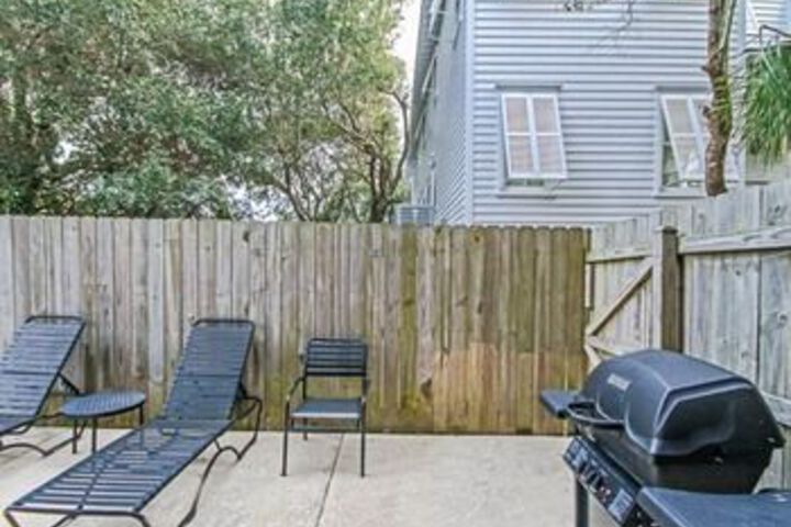 Property Grounds 19 of 71