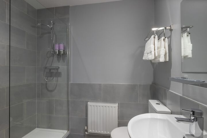 Room 12 of 15