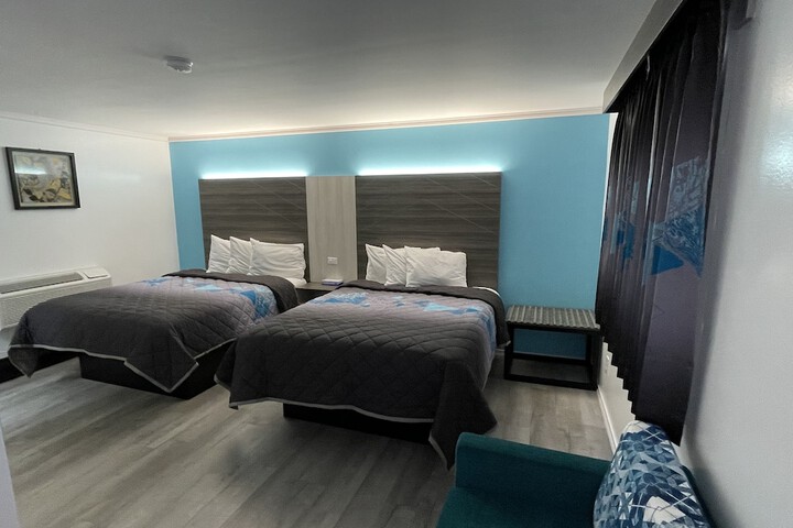 Room 22 of 42