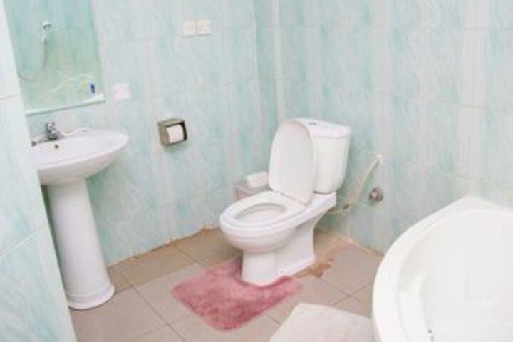 Room 5 of 22