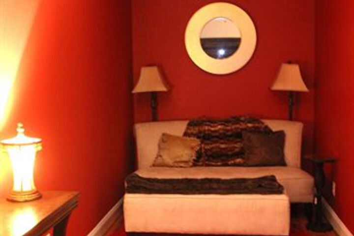 Room 13 of 18