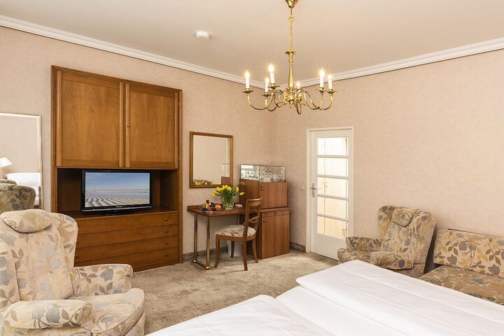 Room 13 of 41
